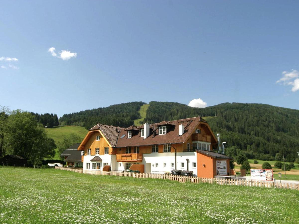Apartment in Sankt Margarethen im Lungau near Skiing Exterior foto